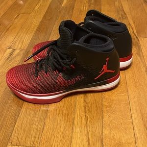 Jordan 31 - Size 6Y